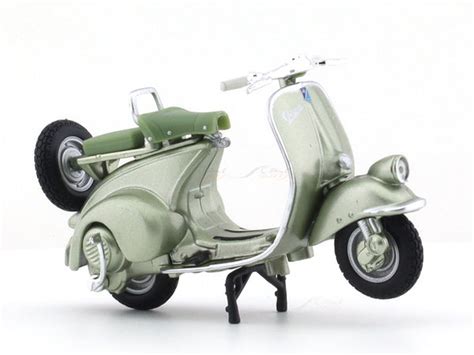 1951 Vespa Hoffmann 125 1:18 diecast scale model scooter bike ...