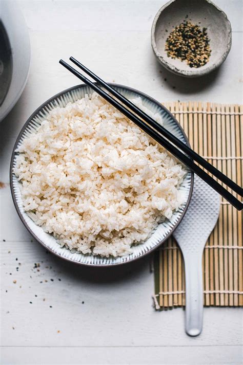 How to Make Sushi Rice in a Rice Cooker