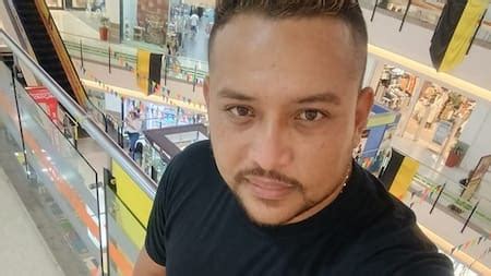 Video: Presidente Gustavo Petro fue rechiflado en el lanzamiento de una ...