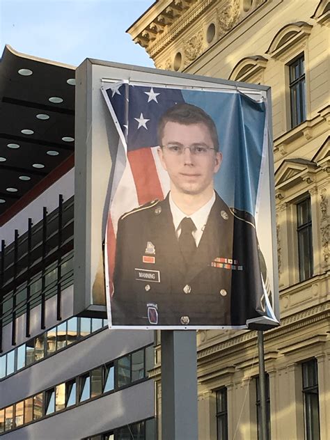 Checkpoint Charlie 👌🏼 : r/berlin