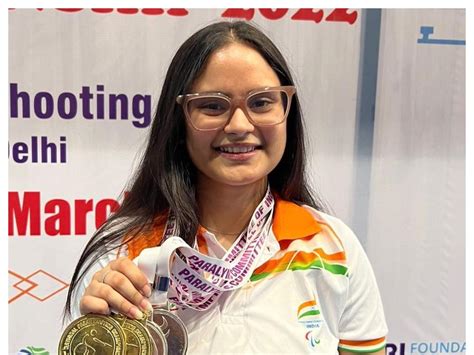 Paralympic medallist Lekhara receives Para Sports Person of Year award