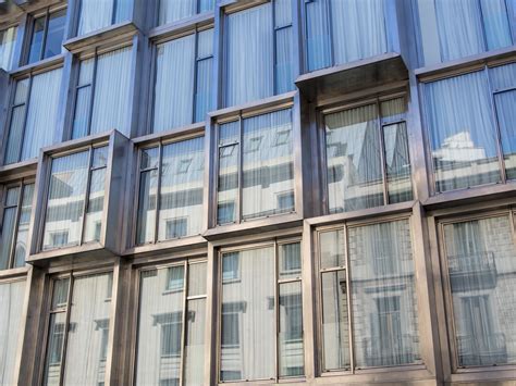 Download wallpaper 1600x1200 windows, glass, reflection, architecture ...