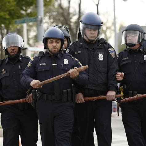 Baltimore In Chaos As Riots Erupt Over Freddie Grey Death - Power ...