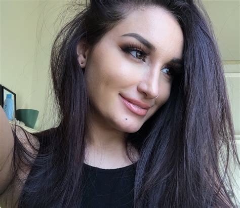 Gabriella Paltrova (66 фото)