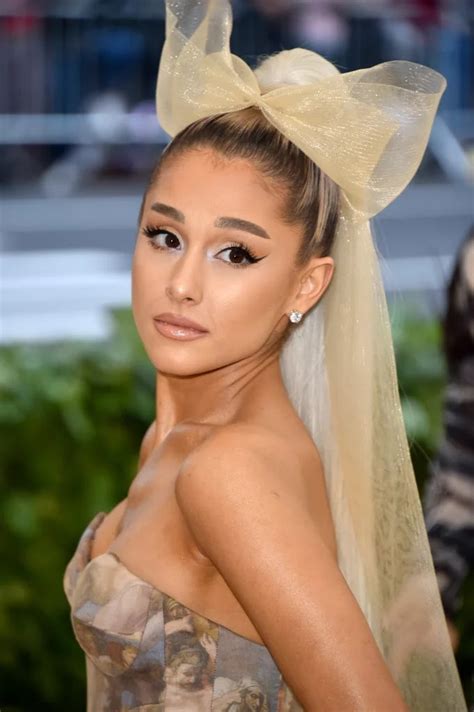 Ariana Grande Details, Weight, Height, Age, Body Measurement, Facts