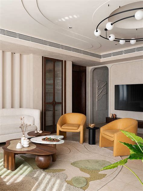 "House of Contrasts" Successfully Embodies Each Family Member's ...