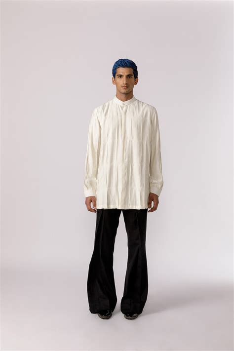 Box pleated mandarin collar shirt – lineoutline