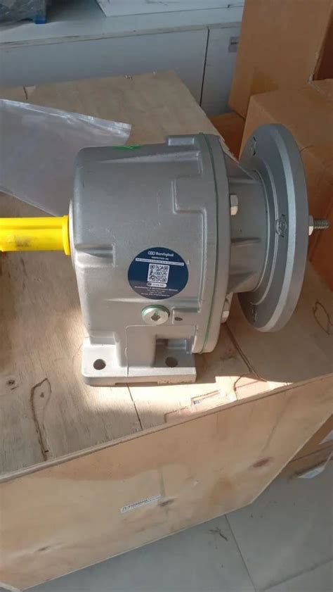 Inline Helical Gearbox - Inline Helical Geared Motors Wholesale Trader ...