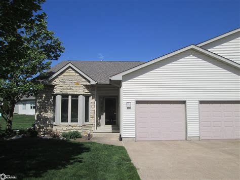 5569 Oak Hills Drive, Burlington, IA | Ruhl&Ruhl