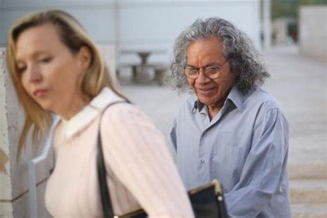 Opioid billionaire John Kapoor's indictment opens new window on epidemic