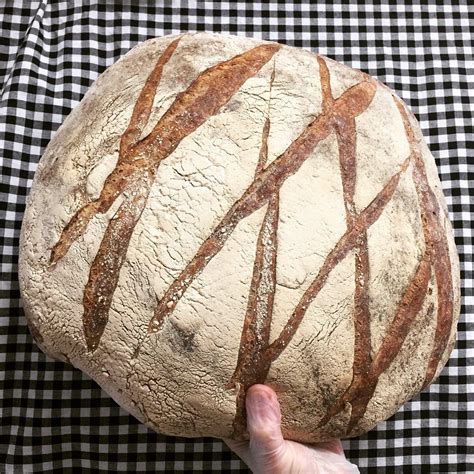 Pain D'Avignon French Country "Poulin" Bread (Quarter Loaf) – Stand ...