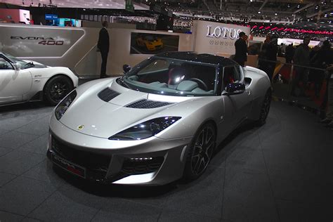 2017 Lotus Evora 400 Is British Brand’s Fastest Road Car: Live Photos From Geneva