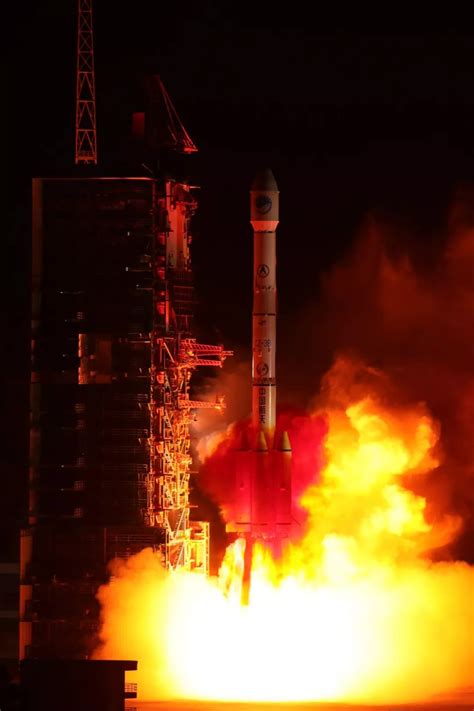 第100次发射！“金牌火箭”再创中国新纪录！-国内频道-内蒙古新闻网