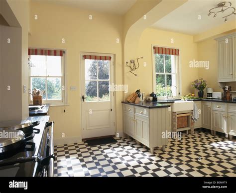 Vinyl flooring hi-res stock photography and images - Alamy