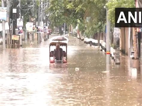Pakistan: Monsoon rains claim 15 lives in Karachi