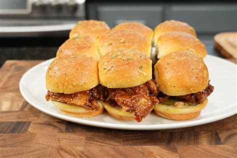These Hot Honey Fried Chicken Sliders Are the #1 Game Day Snack You Need - Mr Make it Happen