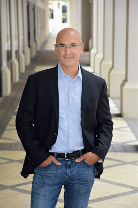 In pursuit of Excellence | Rafael Dietsch