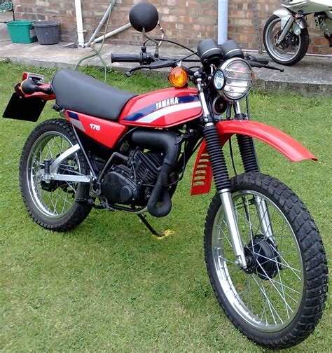 YAMAHA DT 175 MX