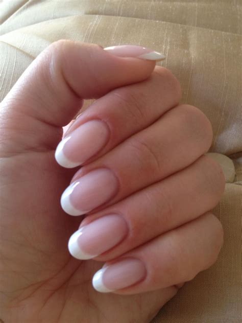 Brisa Lite | Gel french manicure, French manicure gel nails, French ...