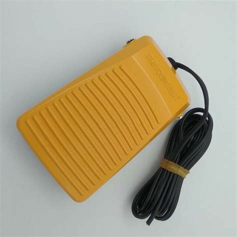Foot Switch - HY-103N Aluminum Foot Switch Trader - Retailer from Pune