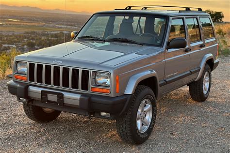No Reserve: 2001 Jeep Cherokee Sport 4x4 for sale on BaT Auctions - sold for $21,000 on ...
