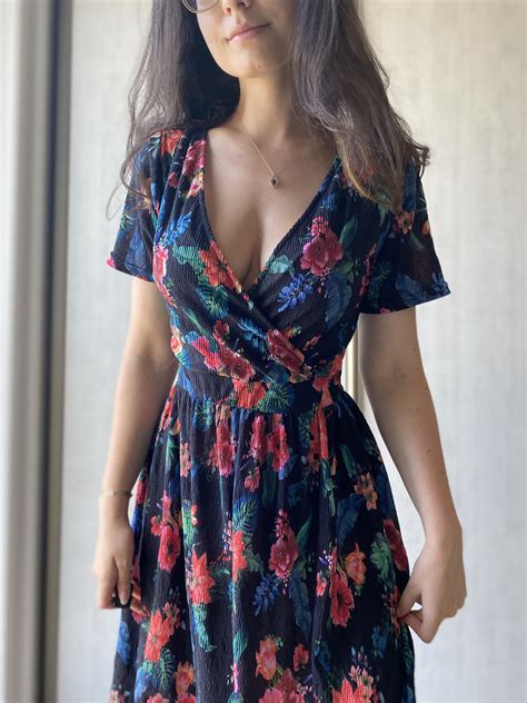 Got a new dress🥰 | Scrolller