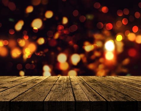Il rendering 3D di uno sfondo di Natale con rustico tavolo di legno su ...