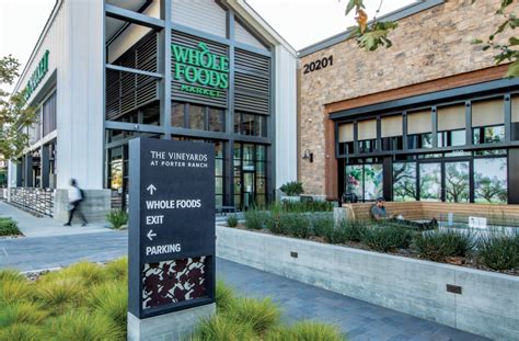 Vineyards at Porter Ranch · RSM Design