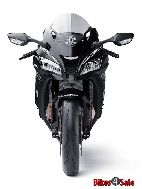 Kawasaki Launched Ninja ZX-10RR In India - Bikes4Sale