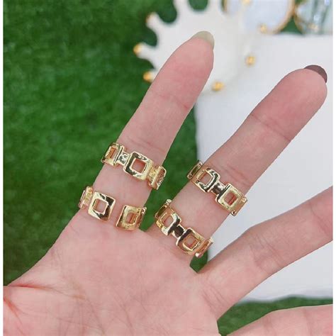 Geometric Square Smart 18K Glossy Gold Open Back Ring for Women – ZIVOM