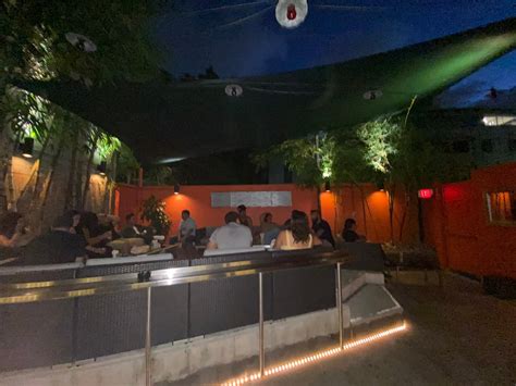 BAR 35, Honolulu - Downtown Honolulu - Restaurant Reviews, Photos ...