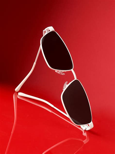 Women Sunglass Available Online
