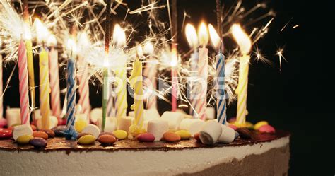 Birthday Candles With Cake at Jason Lindstrom blog