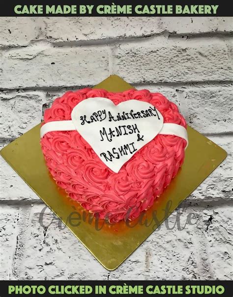 Heart Message Design Cake - Creme Castle