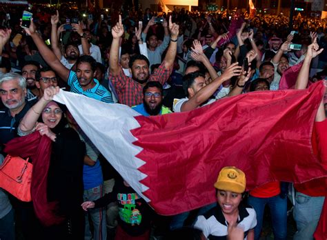 卡塔尔是2022年世界杯东道主，为什么还要参加40强预选赛_名额
