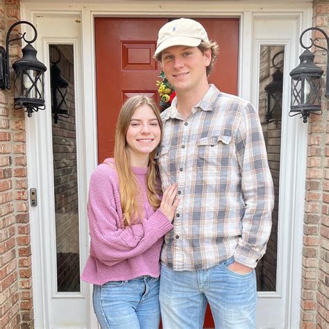 mia smith (@miabnsmith) • Instagram photos and videos