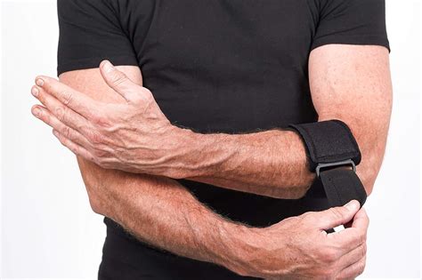 Buy Tennis Elbow Brace Support Strap - Elastic Armband Gel Pillow for ...