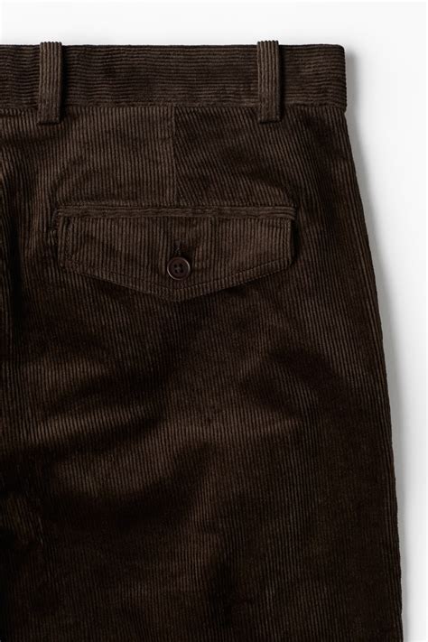 Regular Fit Corduroy trousers - Dark brown - Men | H&M IN