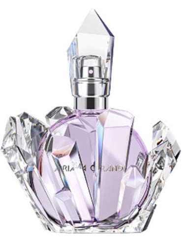 The Top 15 Prettiest Perfume Bottles to Add to Your Collection ...