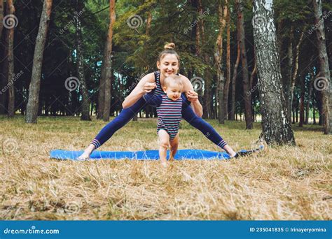 Mommy and Me Yoga for Babies and Postpartum Moms. Zen Family Yoga Stock ...
