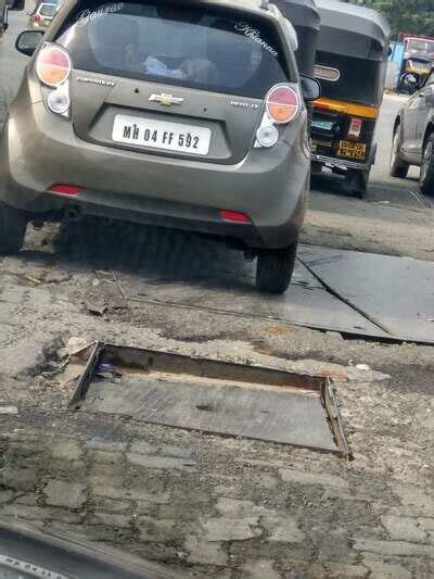 bad link road charkop junction. - Times of India