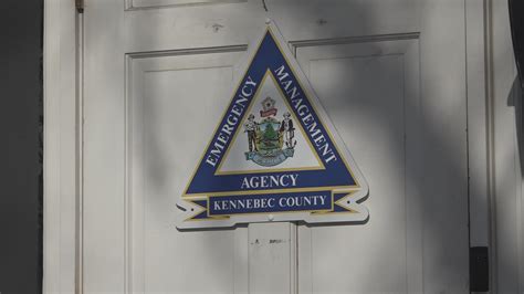 'Naked and Afraid' contestant files lawsuit against Maine work supervisor | newscentermaine.com