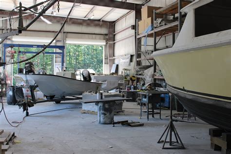 Home [absolutemarine.net]