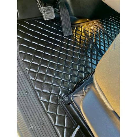 Peterbilt 579 Series 5-Piece Vinyl Floor Mat Set