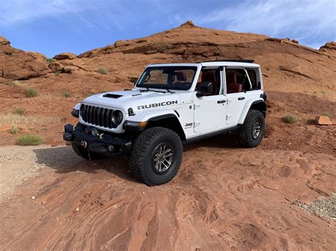 Jeep Wrangler Rubicon 2024 - Dicresa