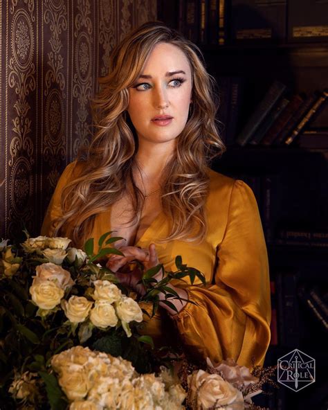 Ashley Johnson [Flower Friday] : r/SexyWomanOfTheDay