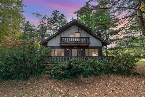 2913 N Wilson Dr, Sanford, MI 48657 | Homes.com