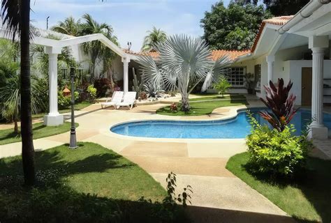 Luxury Villa and Business for Sale in Silmar, Playa El Agua, Margarita ...