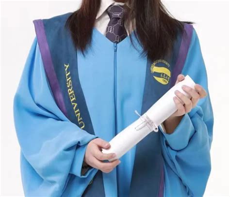 青大学子的毕业礼物送达——青岛大学专属学位服发布-纺织服装周刊