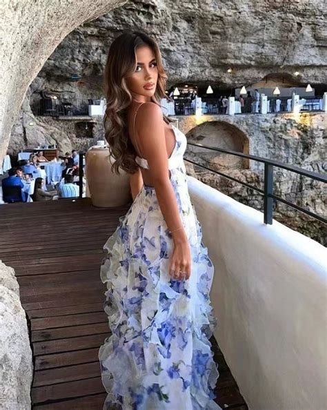 Yasmin blue – The Enor